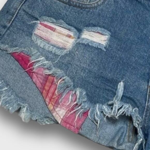 SIGNATURE8 HIGH RISE COUNTRY WESTERN FLANNEL DISTRESSED FESTIVAL DENIM SHORTS 8 - Picture 3 of 7